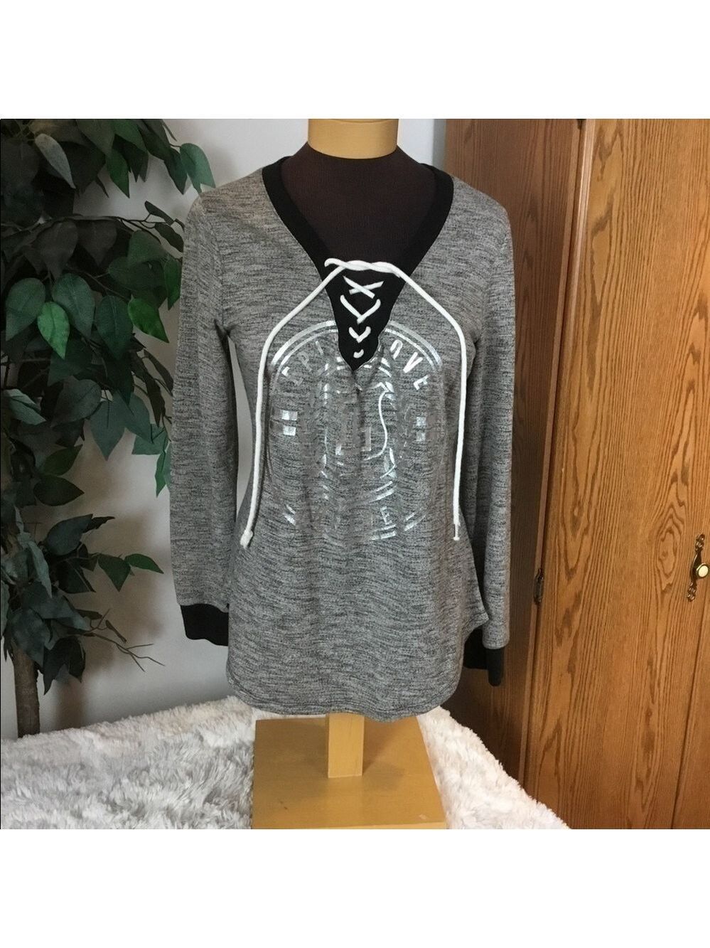 INSPIRED Hearts L long sleeve Epic Love Forever